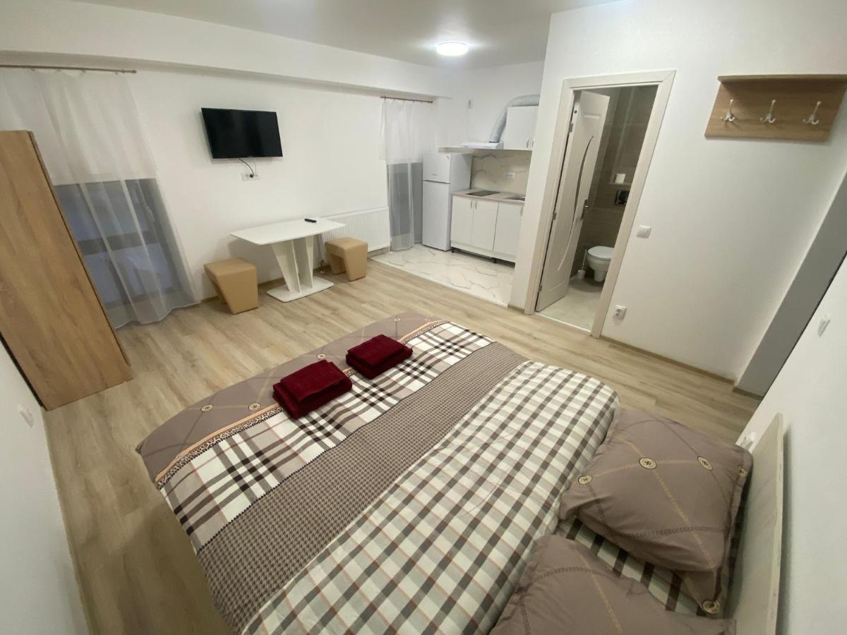 יאשי Rez Suites מראה חיצוני תמונה