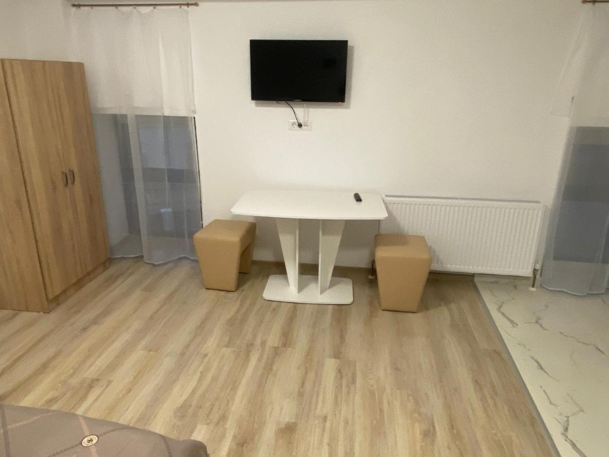 יאשי Rez Suites מראה חיצוני תמונה